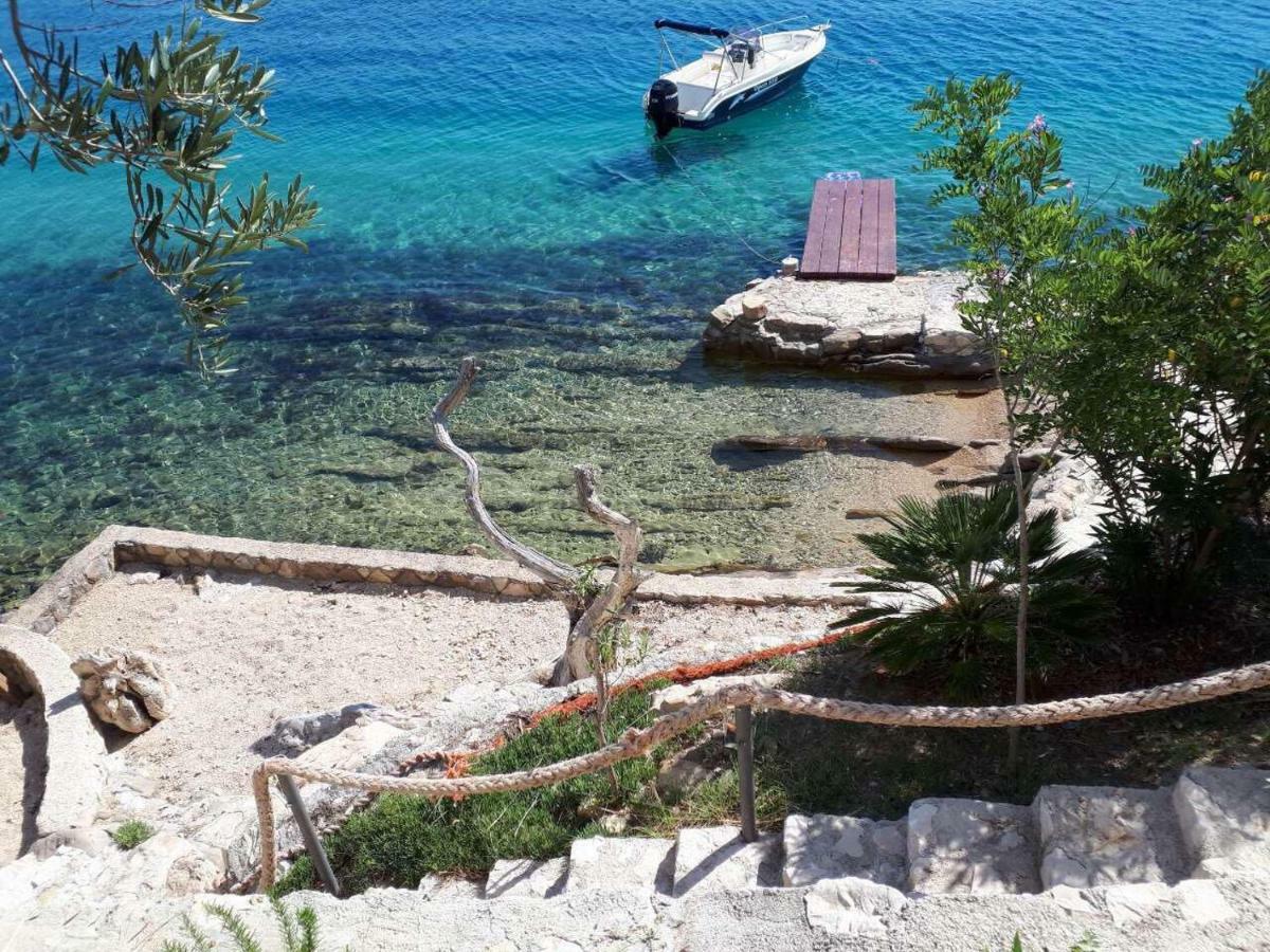 Apartments Horvat On Island Pag Vlasici Exterior photo