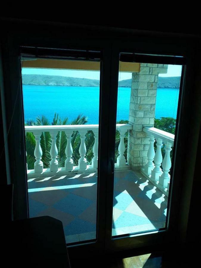 Apartments Horvat On Island Pag Vlasici Exterior photo